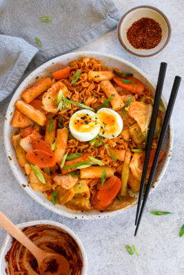 Rabokki (ramen + tteokbokki)