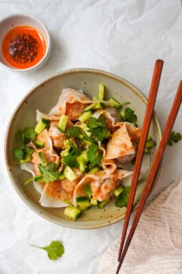 Chilled Wontons with Peanut Sauce