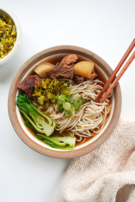 niu rou mian (beef noodle soup)