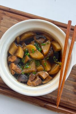 Braised Daikon with Scallion Oil